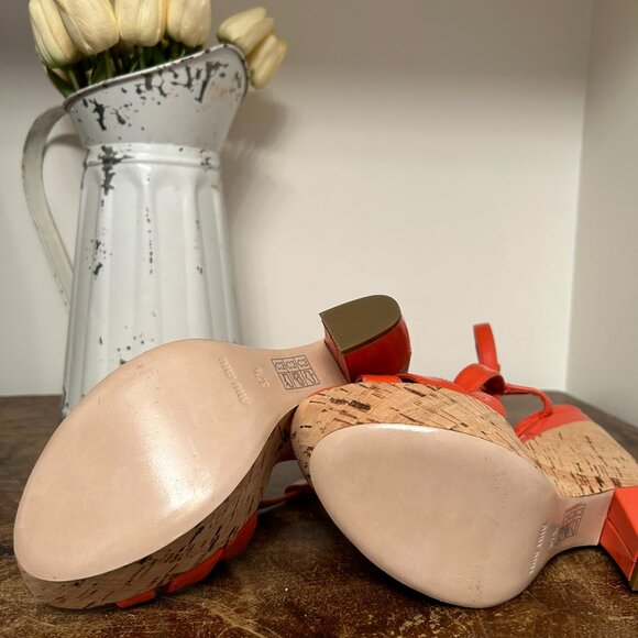 Miu Miu Orange Patent Leather Slingback Platform Sandals – Size 7.5 - Picture 5 of 5